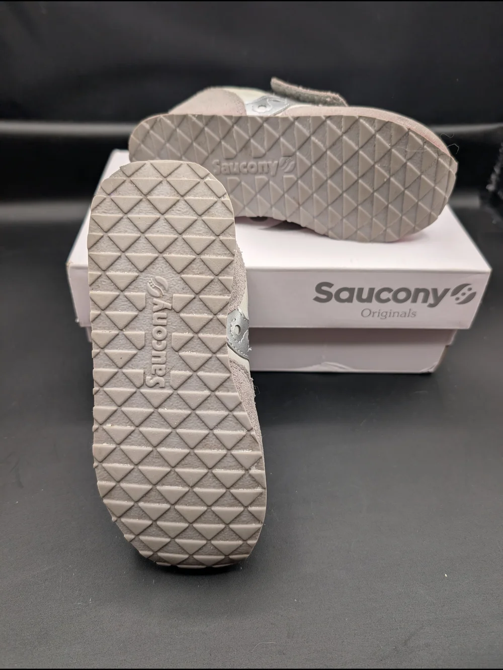 Saucony Kids Gray and Pink Velcro Sneakers